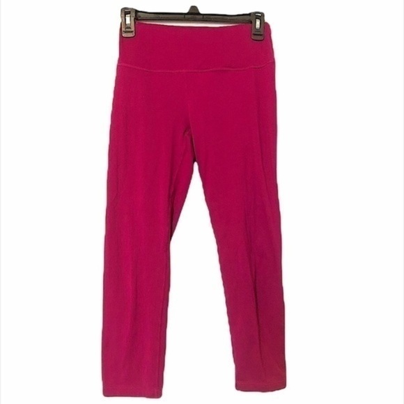 Yogalicious Women’s Fusia Capri Activewear Workout Athletic Legging Size Small - Picture 1 of 5